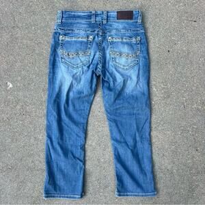 buckle BKE Payton light wash embroidered lightweight capri crop jeans Size 26